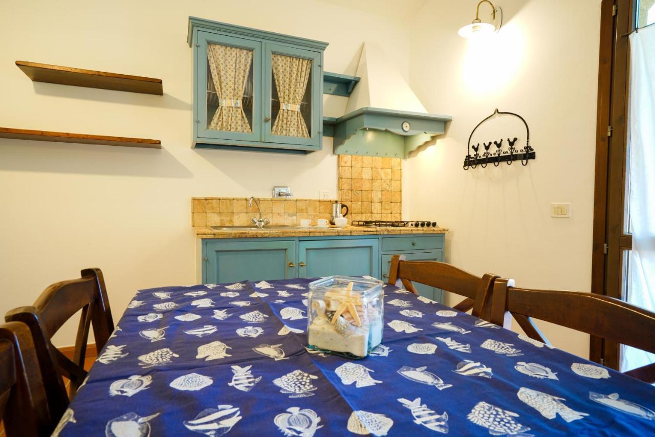 Residence Le Acacie Каполивери Екстериор снимка