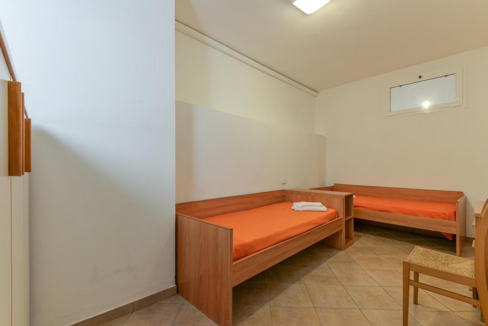 Residence Le Acacie Каполивери Екстериор снимка