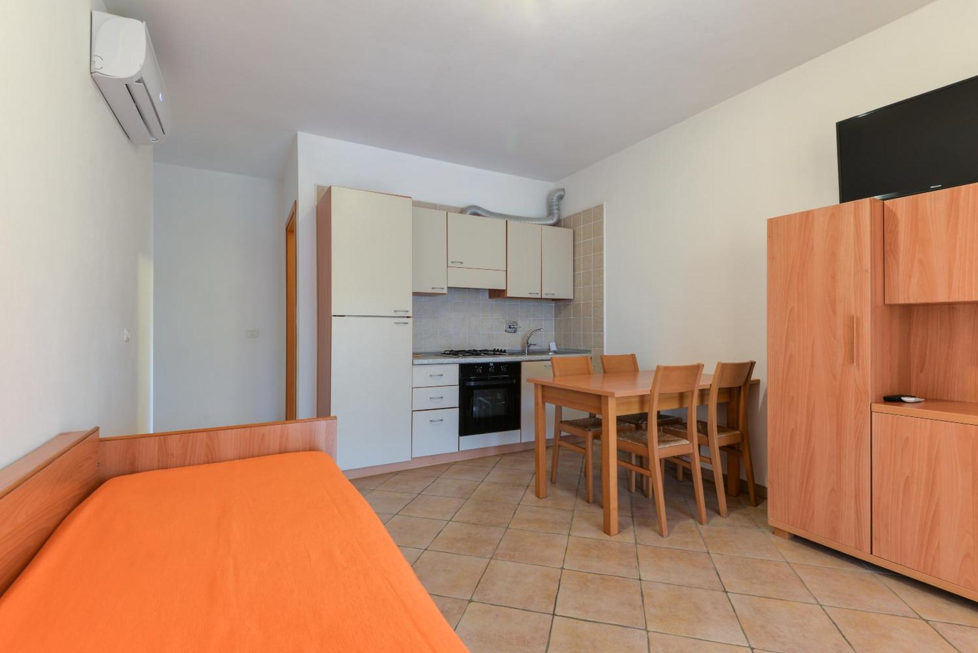 Residence Le Acacie Каполивери Екстериор снимка