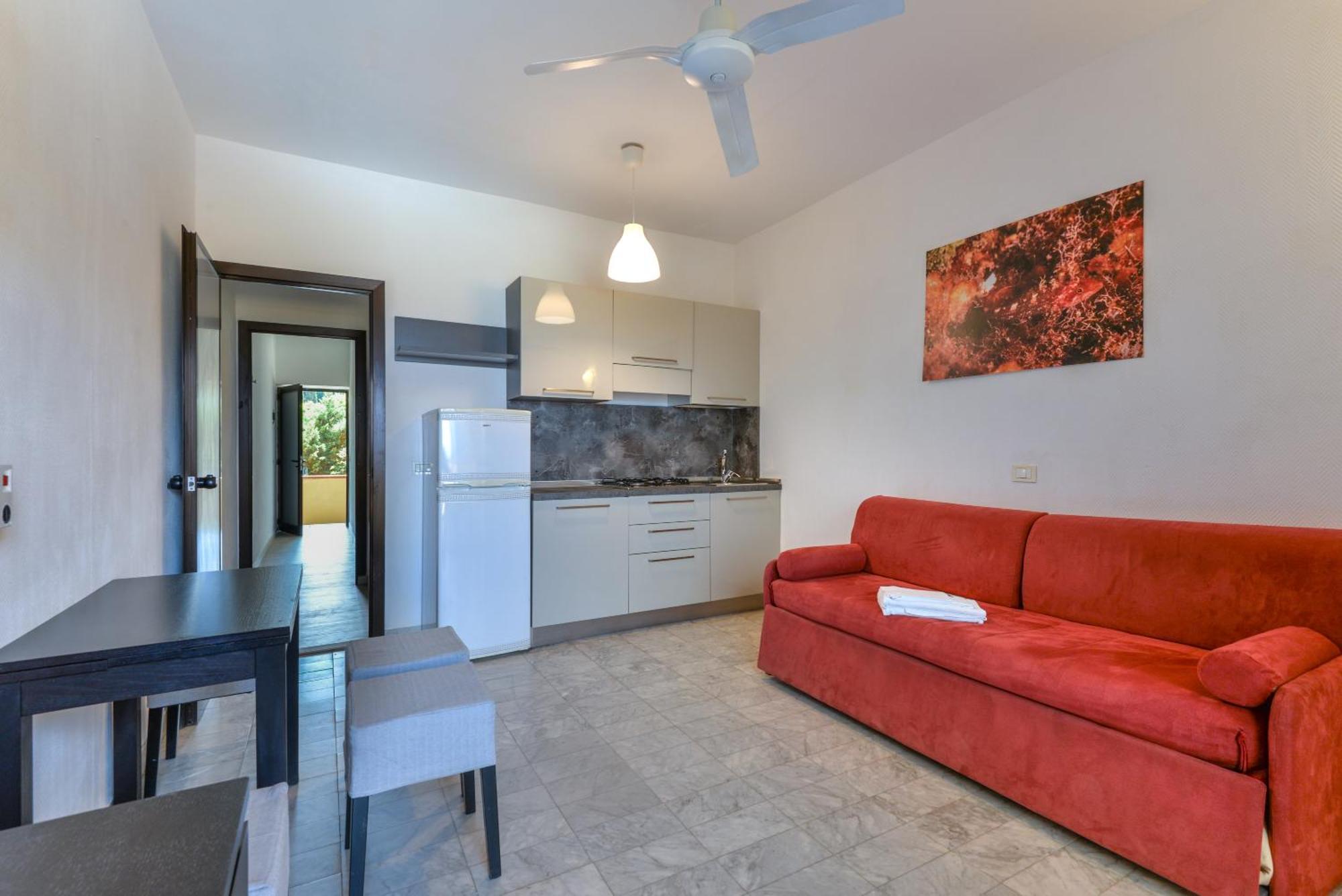 Residence Le Acacie Каполивери Екстериор снимка
