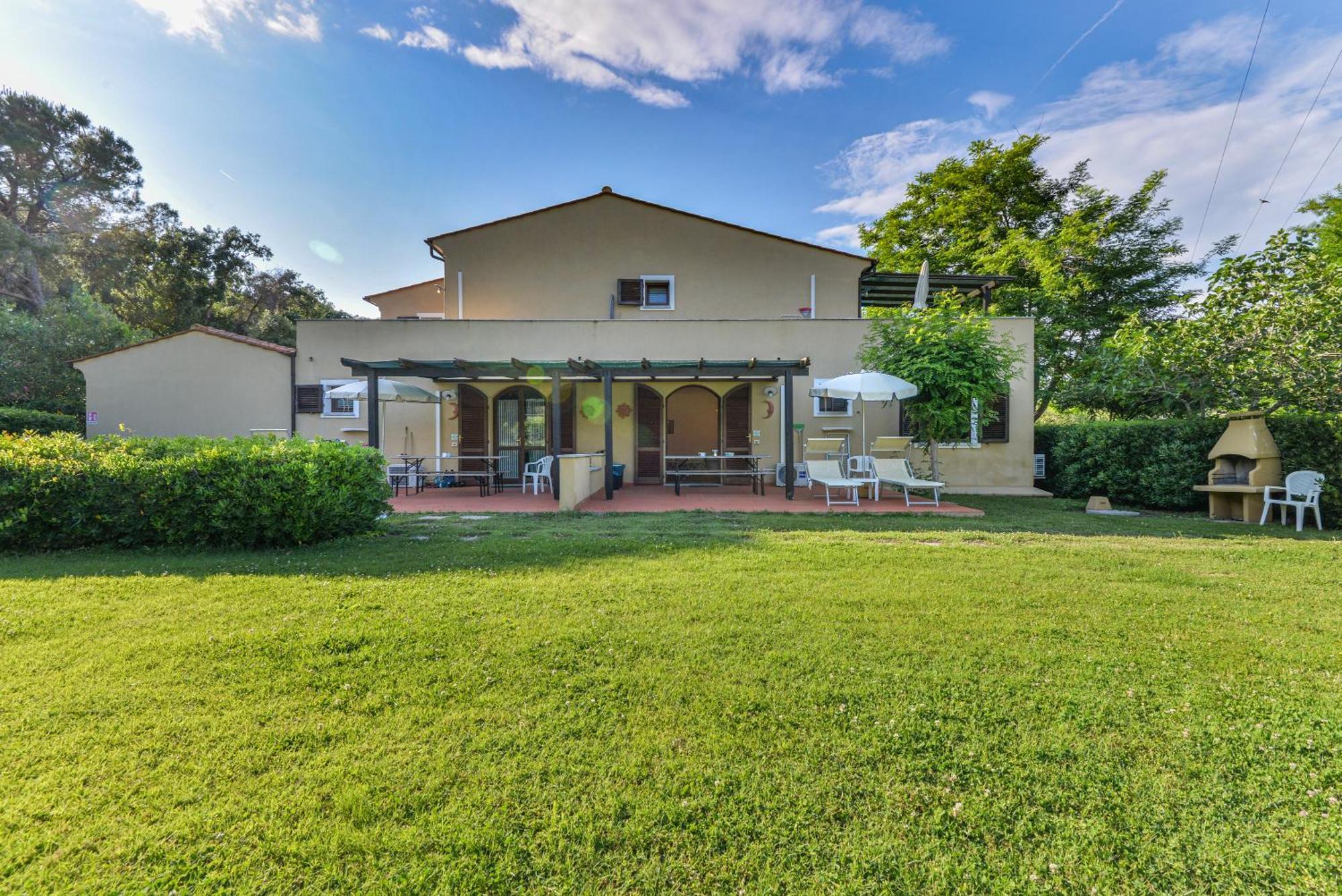Residence Le Acacie Каполивери Екстериор снимка